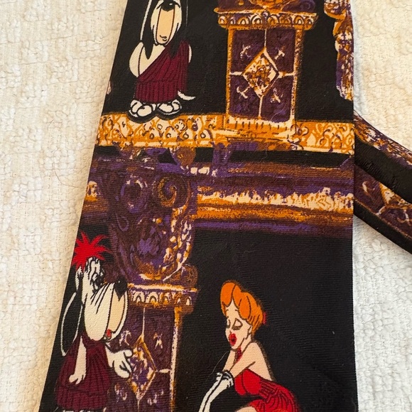 Men’s Droopy character polyester tie. - Picture 3 of 6